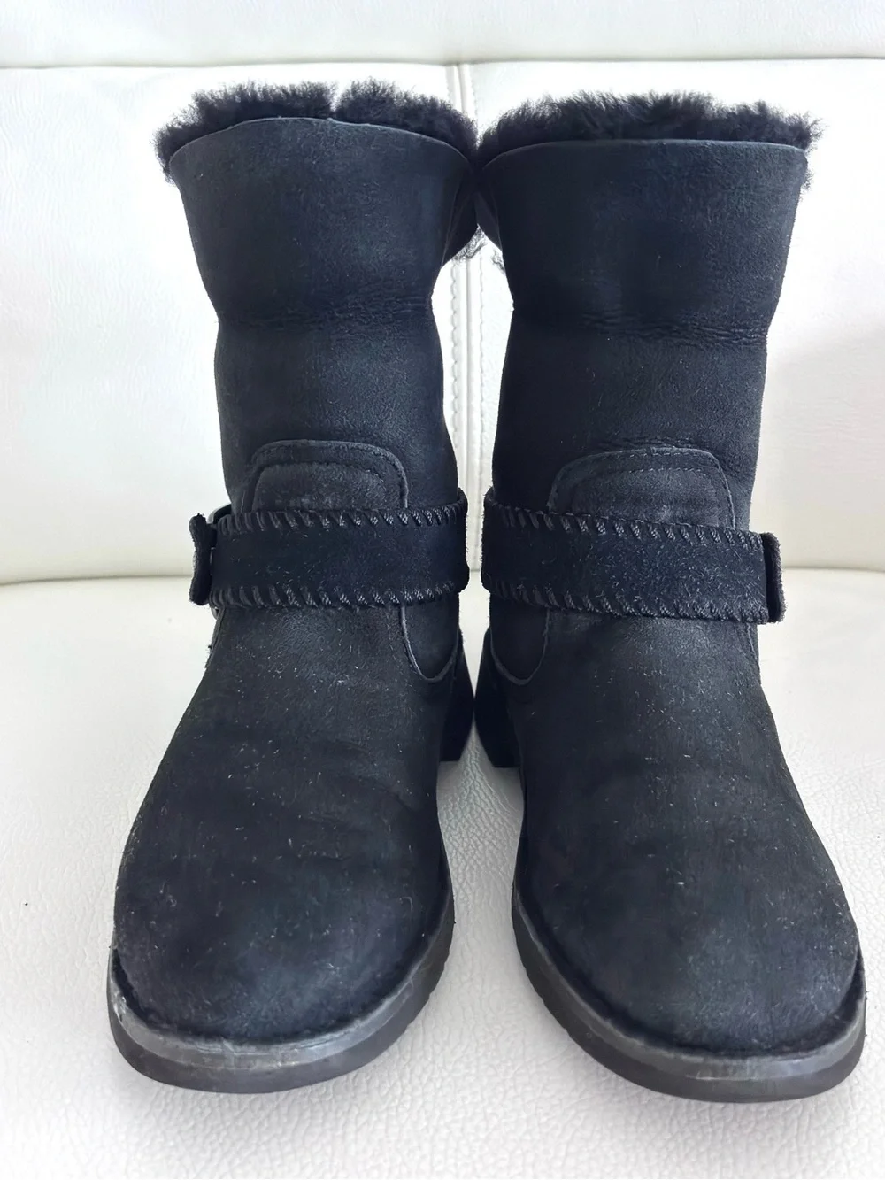 UGG Cedric Sheepskin Winter Black Boots size 6M